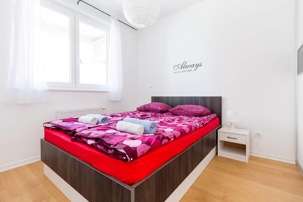 Flexible Selfcheckins 9 - Zagreb - Garage - Electric Vehicle Ccharger - Loggia - New - Apartments Repinc 9 ภายนอก รูปภาพ